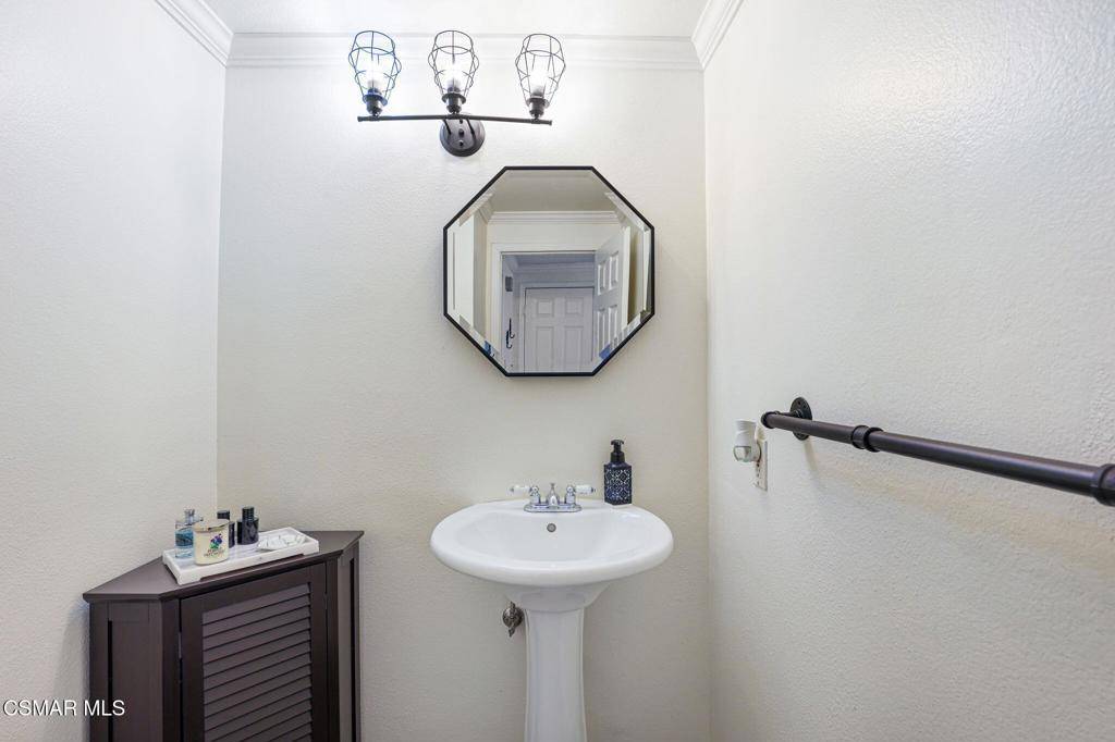 Oak Park, CA 91377,6767 Pheasant LN