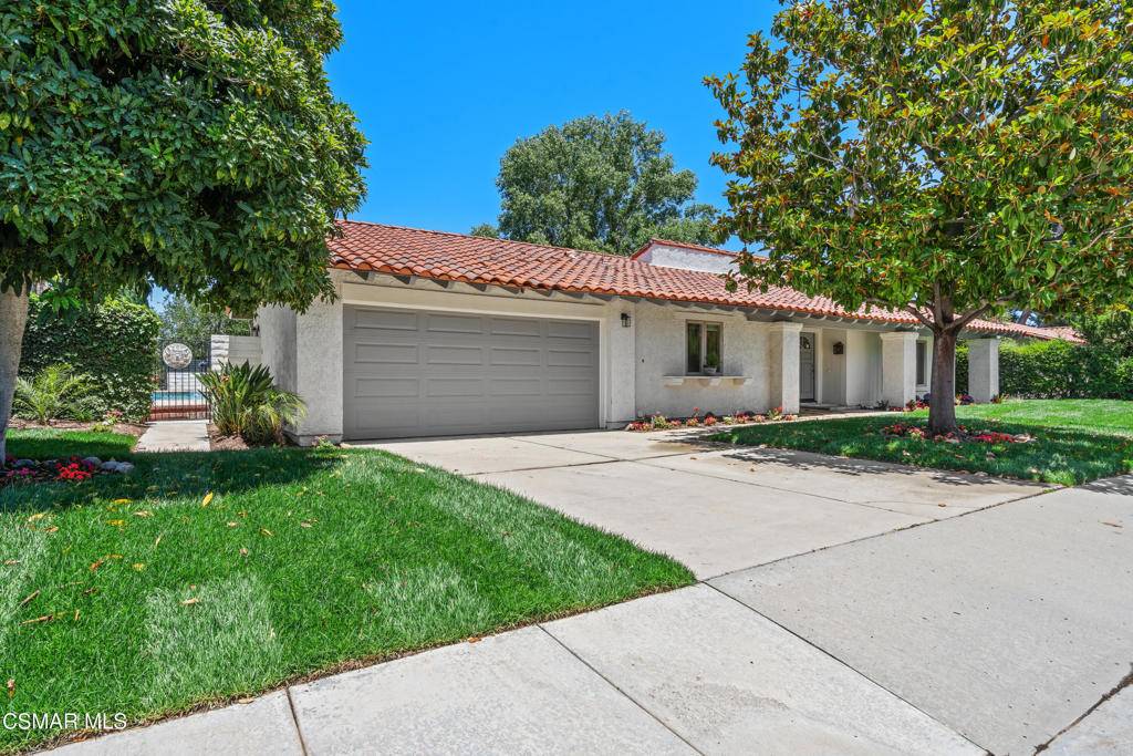 Westlake Village, CA 91361,2257 Glastonbury RD
