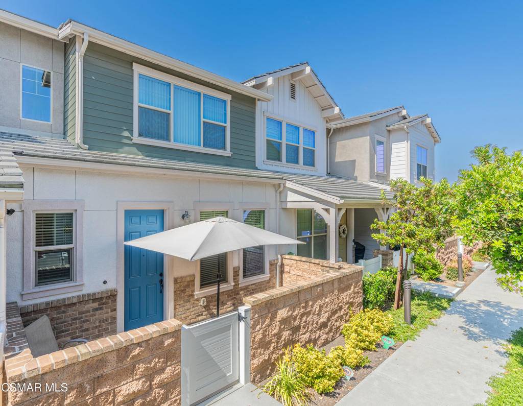 Simi Valley, CA 93065,310 Farmhouse DR #4