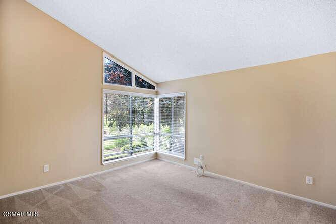 Thousand Oaks, CA 91360,3037 Fort Courage AVE