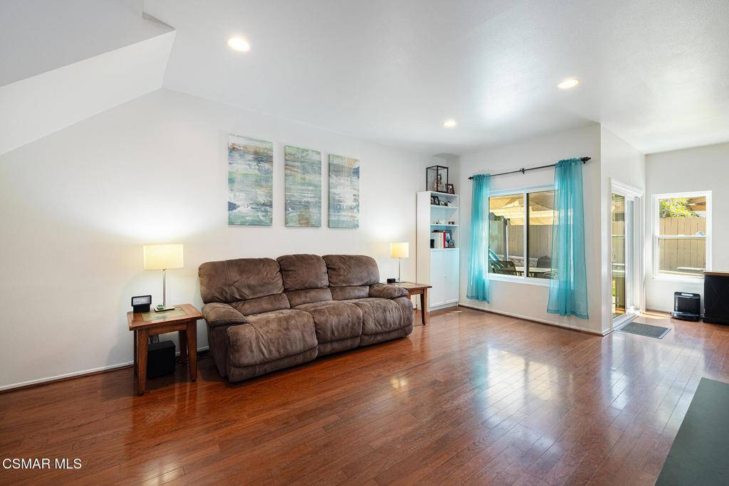 Moorpark, CA 93021,4832 Heather CT