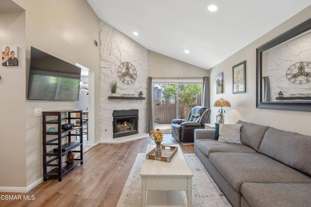 Moorpark, CA 93021,6668 Julliard AVE #A
