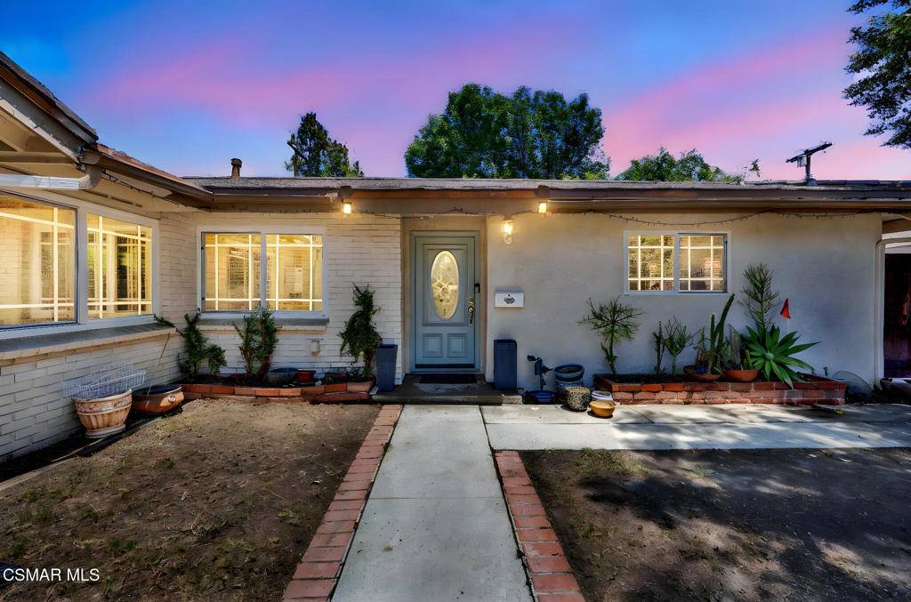 Northridge, CA 91324,9324 Geyser AVE