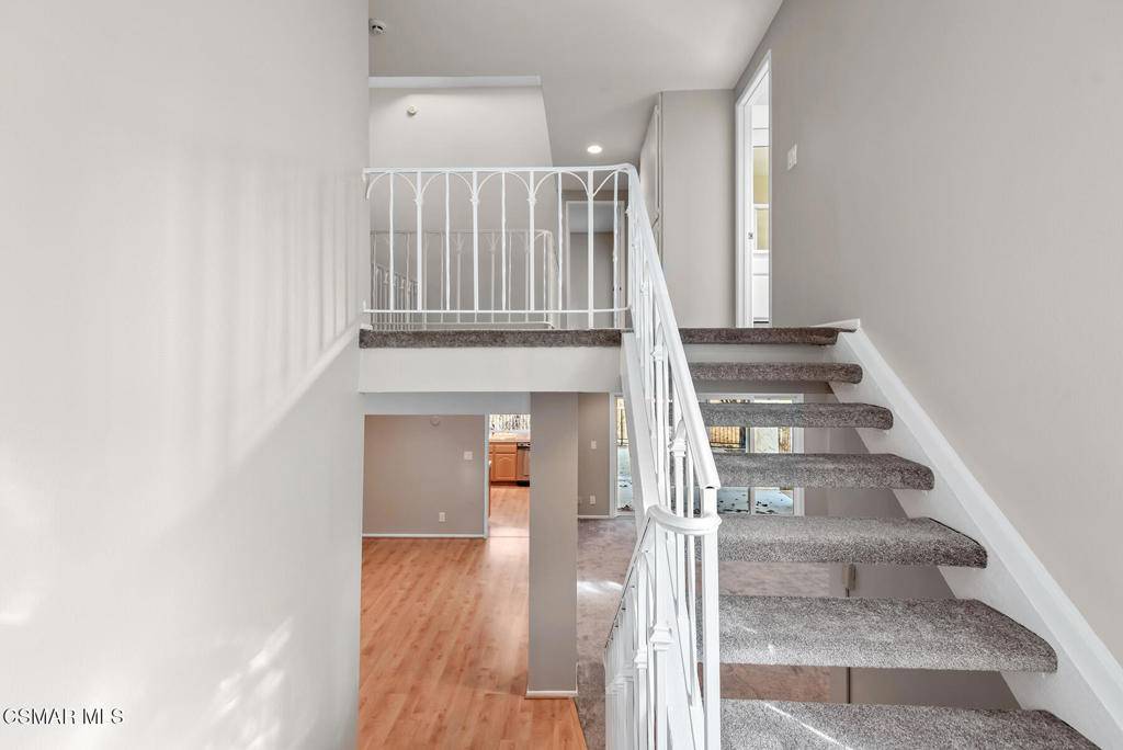 Westlake Village, CA 91362,784 N Valley DR