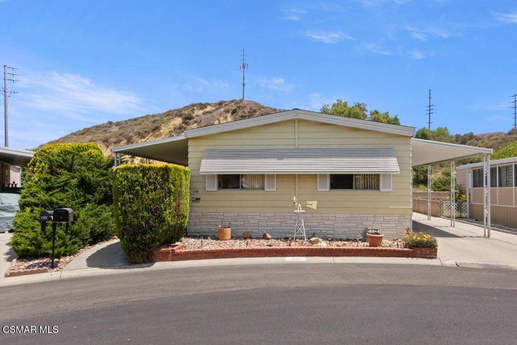Moorpark, CA 93021,15750 Arroyo DR #226