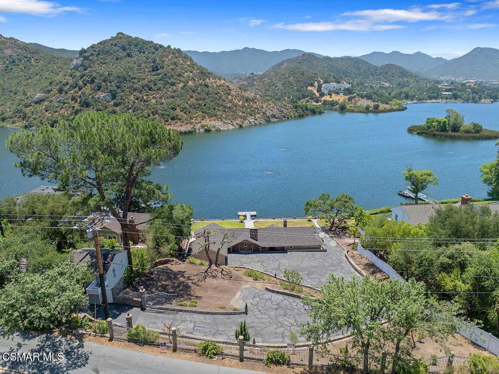 Thousand Oaks, CA 91361,800 Lake Sherwood DR