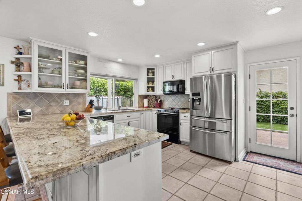 Camarillo, CA 93010,1258 Cambria CT