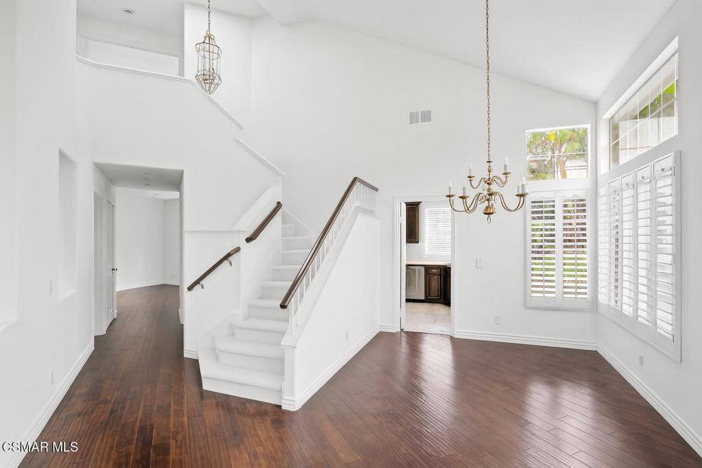 Oak Park, CA 91377,751 Trousdale ST