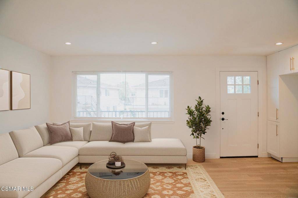 Newbury Park, CA 91320,617 Avenida De La Plata