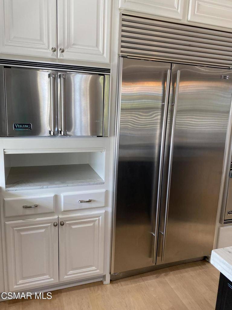Thousand Oaks, CA 91362,3082 Eaglewood AVE