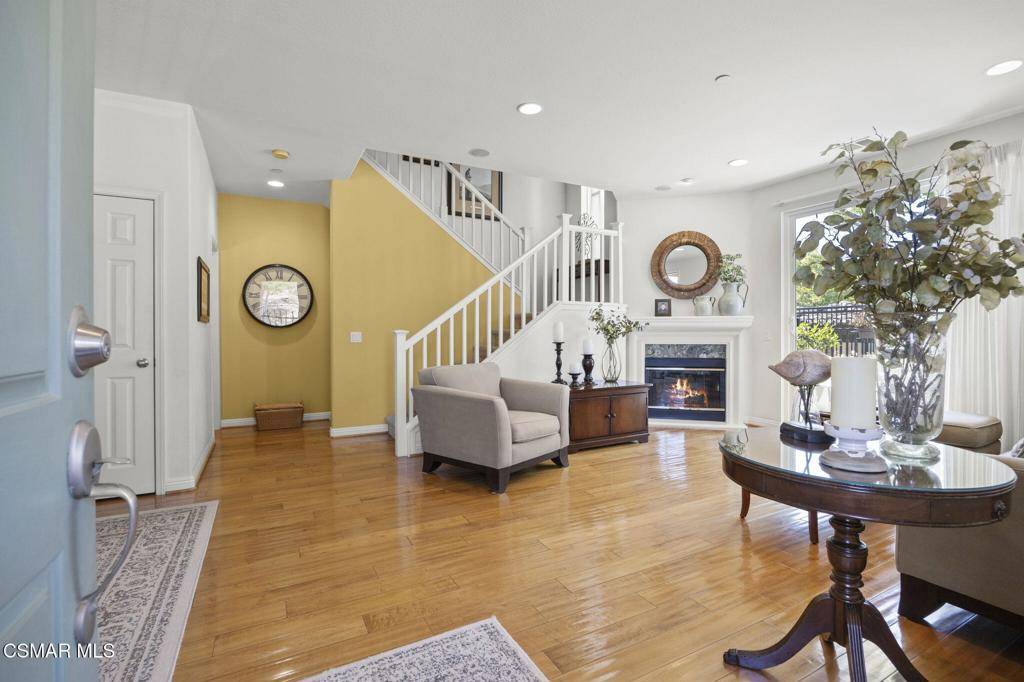 Newbury Park, CA 91320,83 Via Aldea