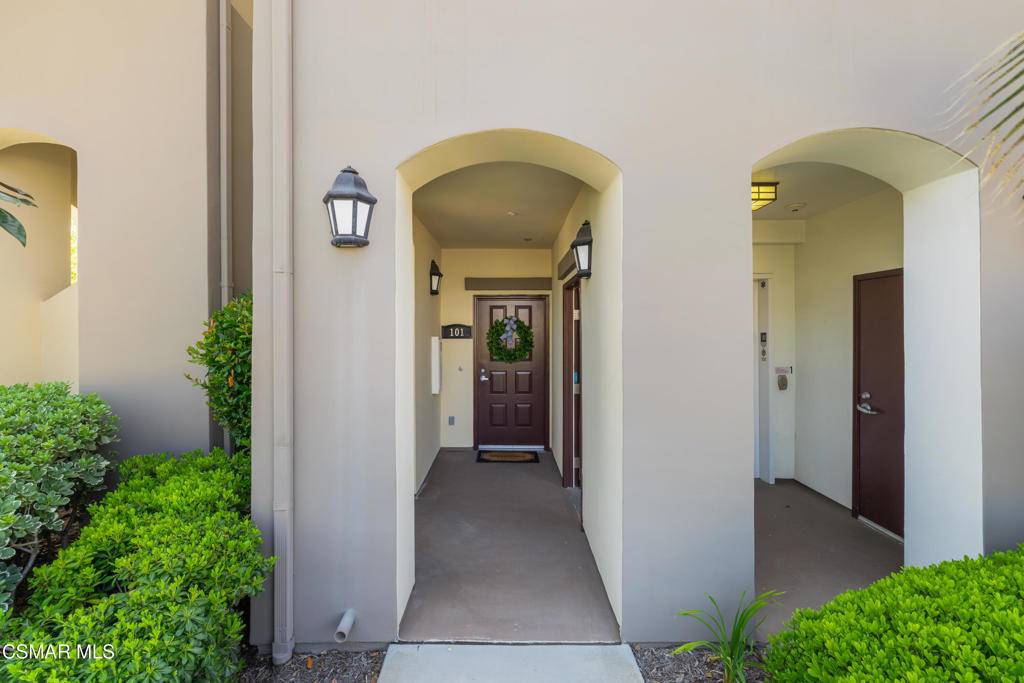 Simi Valley, CA 93065,453 Country Club DR #101