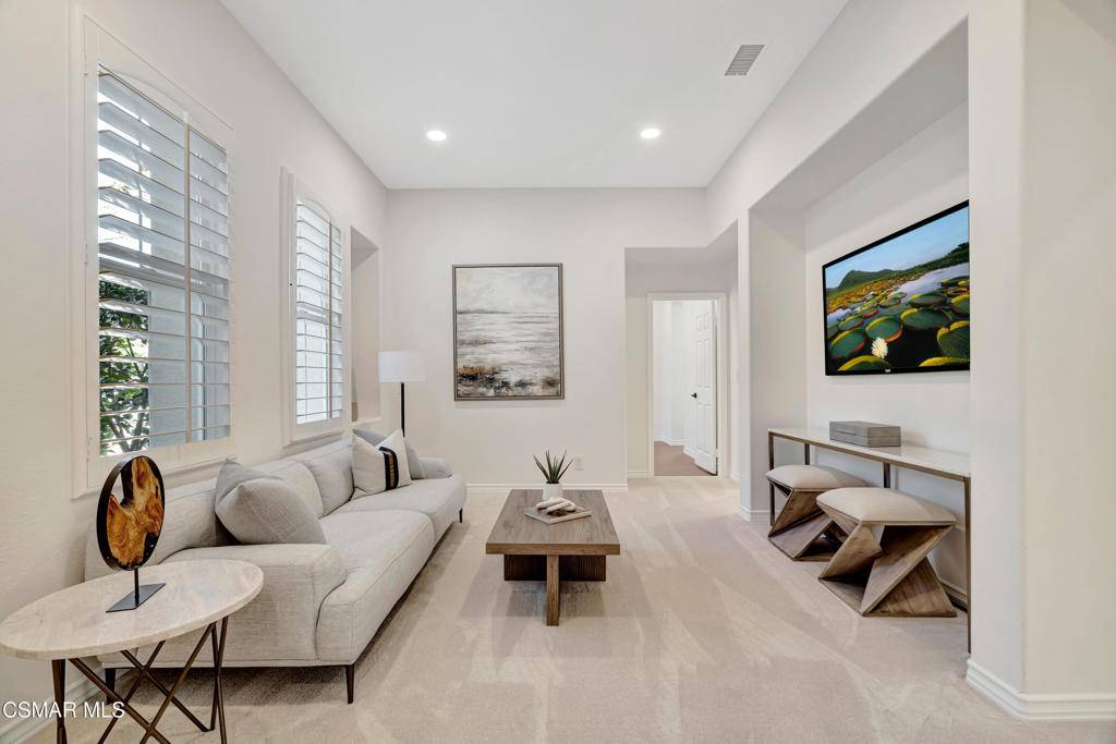 Newbury Park, CA 91320,1067 Via Impresso