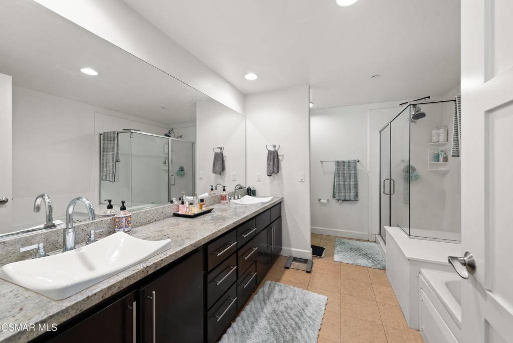Toluca Lake, CA 91602,10878 Bloomfield ST #107