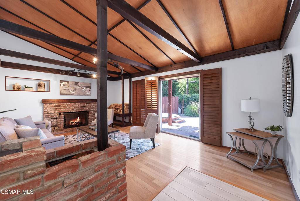 Chatsworth, CA 91311,20158 Septo ST