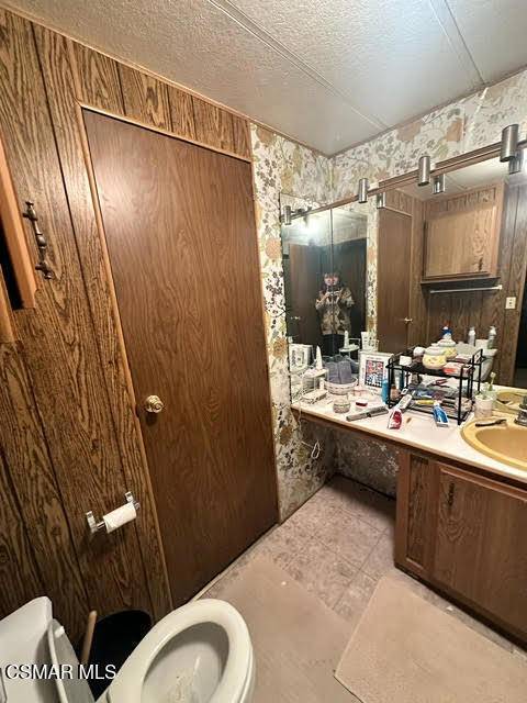 Newbury Park, CA 91320,16 Robertson WAY