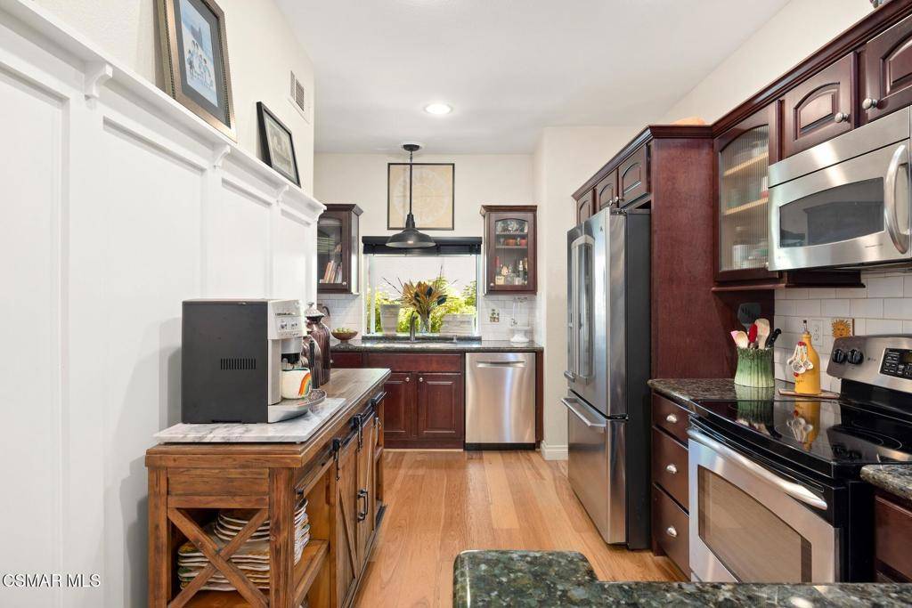 Oak Park, CA 91377,5560 Riodosa TRL #H