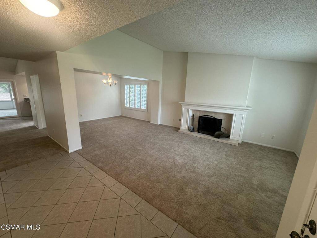 Simi Valley, CA 93063,6439 Hazel CIR