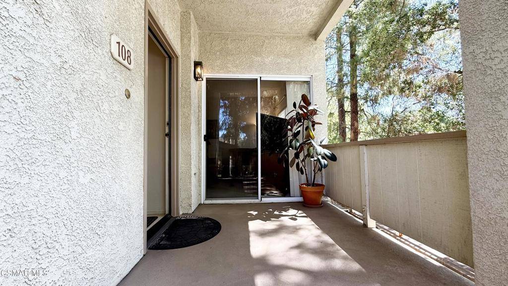 Oak Park, CA 91377,5824 Oak Bend LN #108