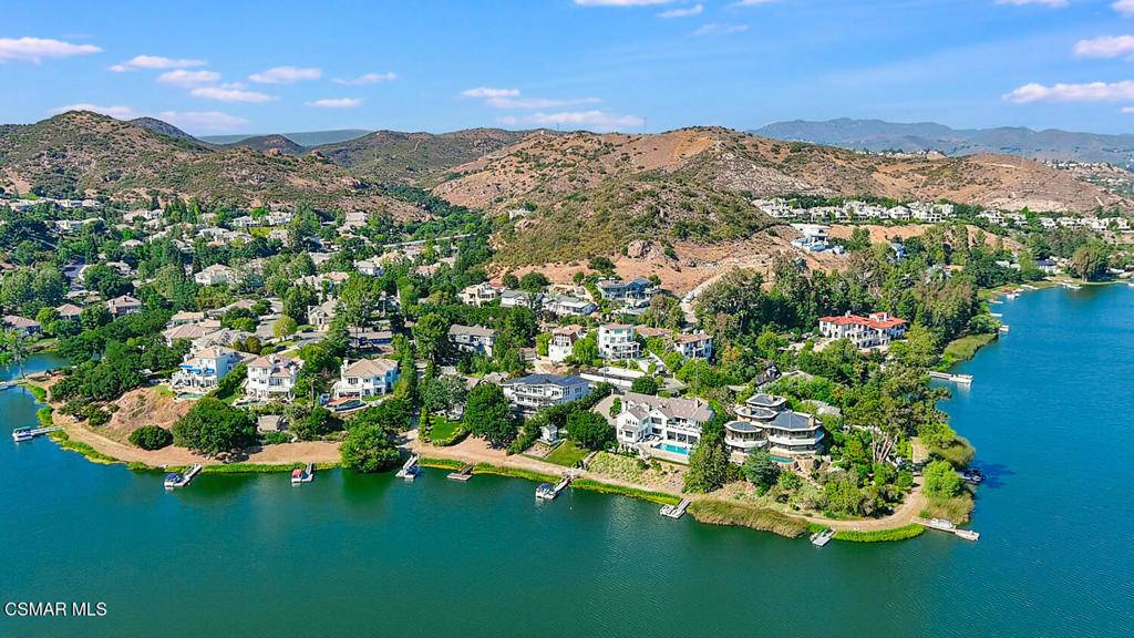 Lake Sherwood, CA 91361,279 Lake Sherwood DR
