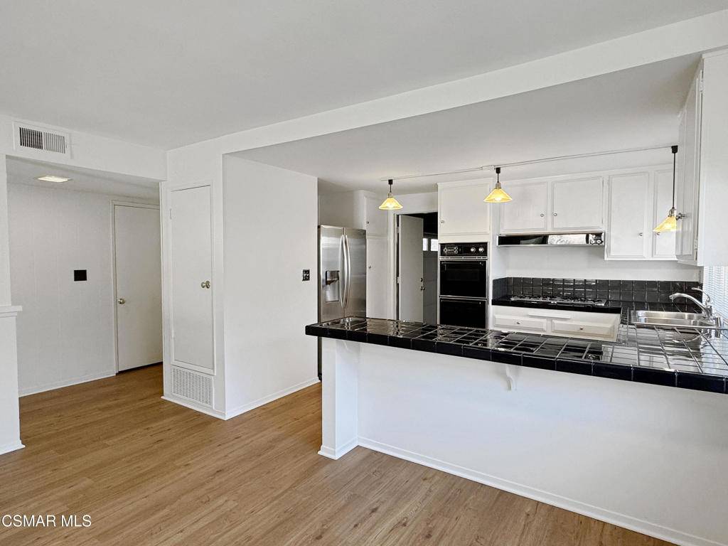 Simi Valley, CA 93063,2233 Sequoia AVE
