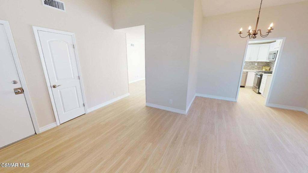 Newbury Park, CA 91320,89 Los Vientos DR