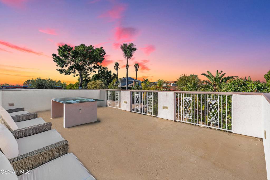 Thousand Oaks, CA 91360,1455 Calle Colina
