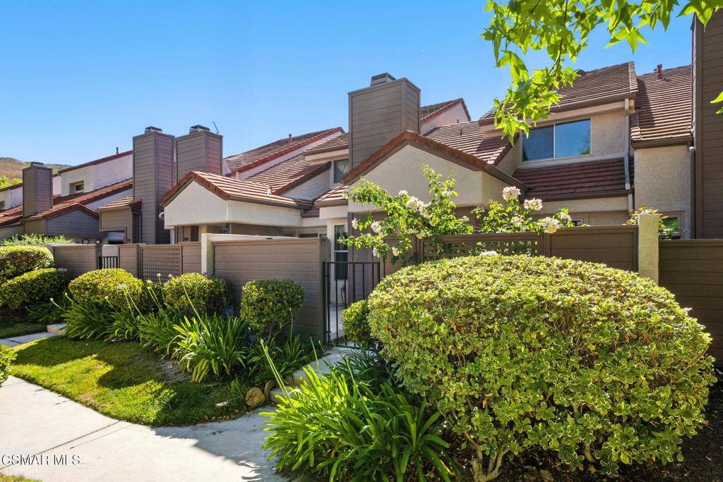 Westlake Village, CA 91362,742 Via Colinas
