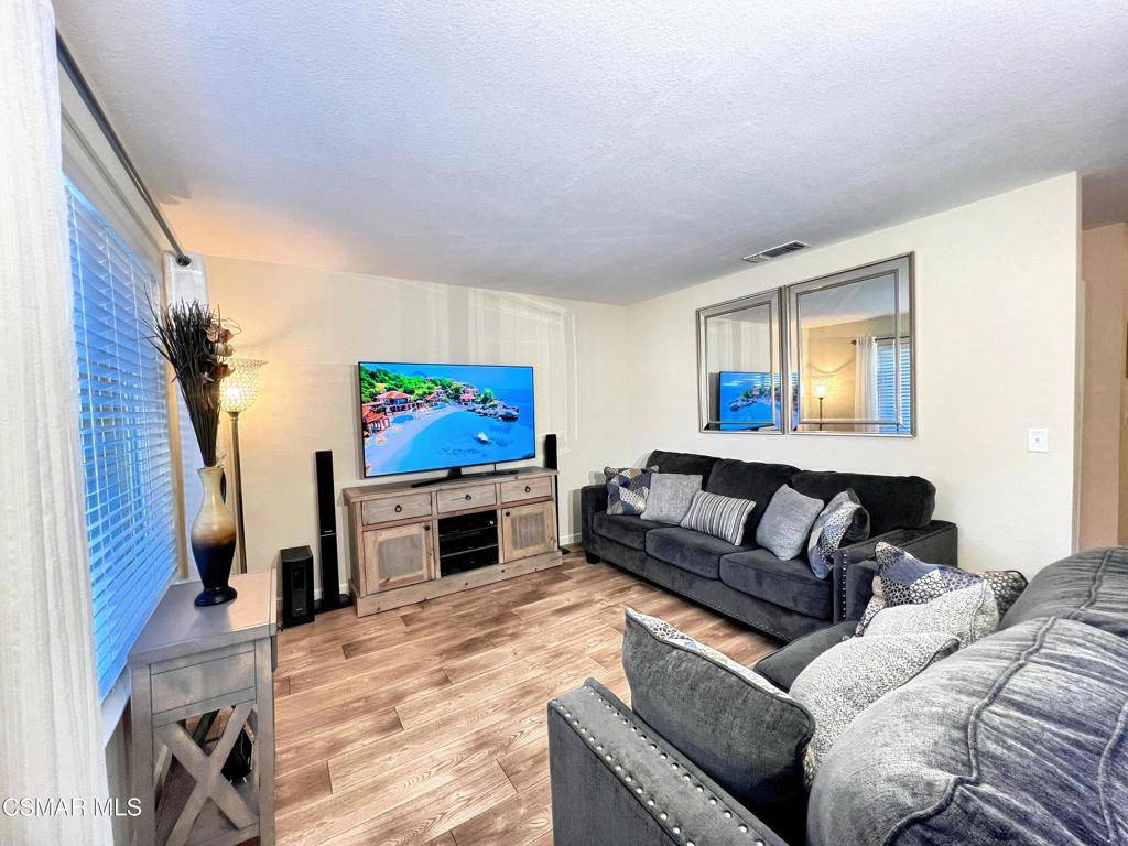 Sacramento, CA 95823,197 Creekside CIR