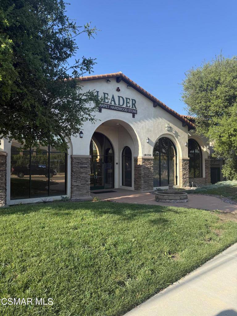 Agoura Hills, CA 91301,28350 Roadside DR