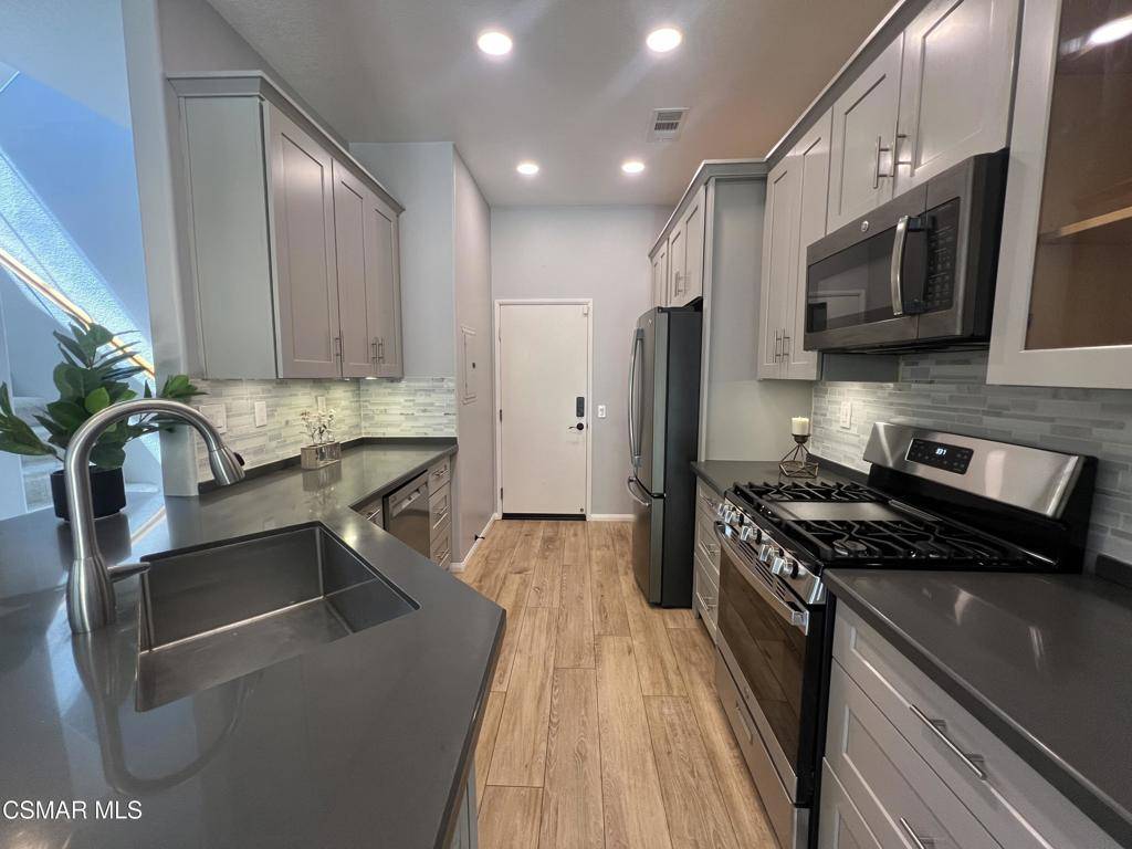 Newbury Park, CA 91320,1368 Ashton Park LN