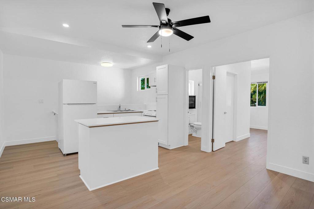 Thousand Oaks, CA 91362,1160 Alamos DR #B