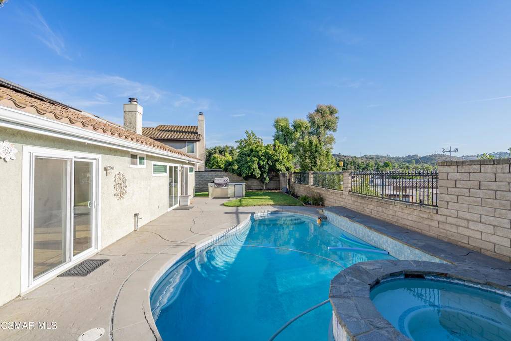 Moorpark, CA 93021,4175 Shady Point DR