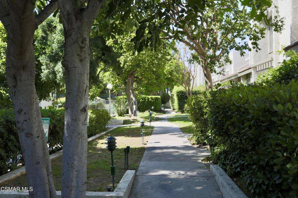 Studio City, CA 91604,11738 Moorpark ST #J