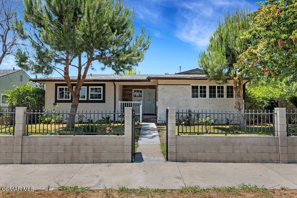 Granada Hills, CA 91344,10853 Hayvenhurst AVE