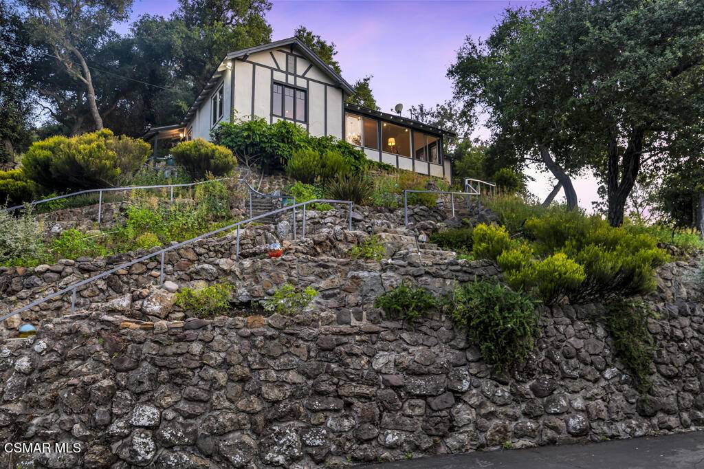 Westlake Village, CA 91361,314 Upper Lake RD
