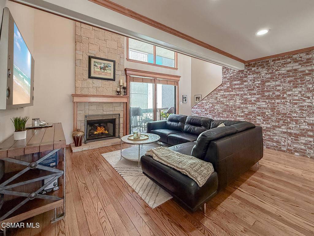 Encino, CA 91436,16030 Moorpark ST #10
