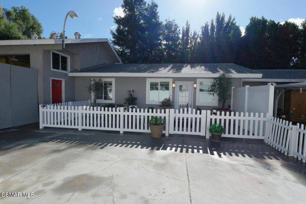 Simi Valley, CA 93065,718 Greenbriar AVE