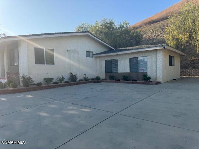 Thousand Oaks, CA 91362,2485 Hillcrest DR