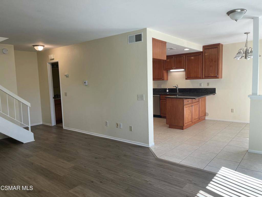 Thousand Oaks, CA 91362,1788 E Avenida De Las Flores