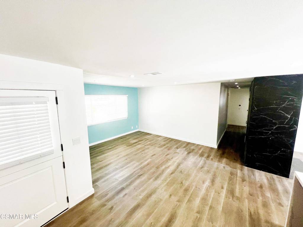 Thousand Oaks, CA 91360,1376 Avenida De Los Arboles