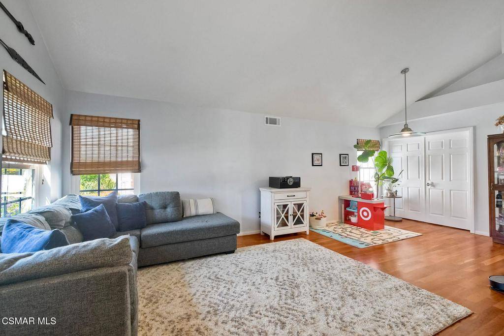 Oceanside, CA 92057,4517 Big Sur ST
