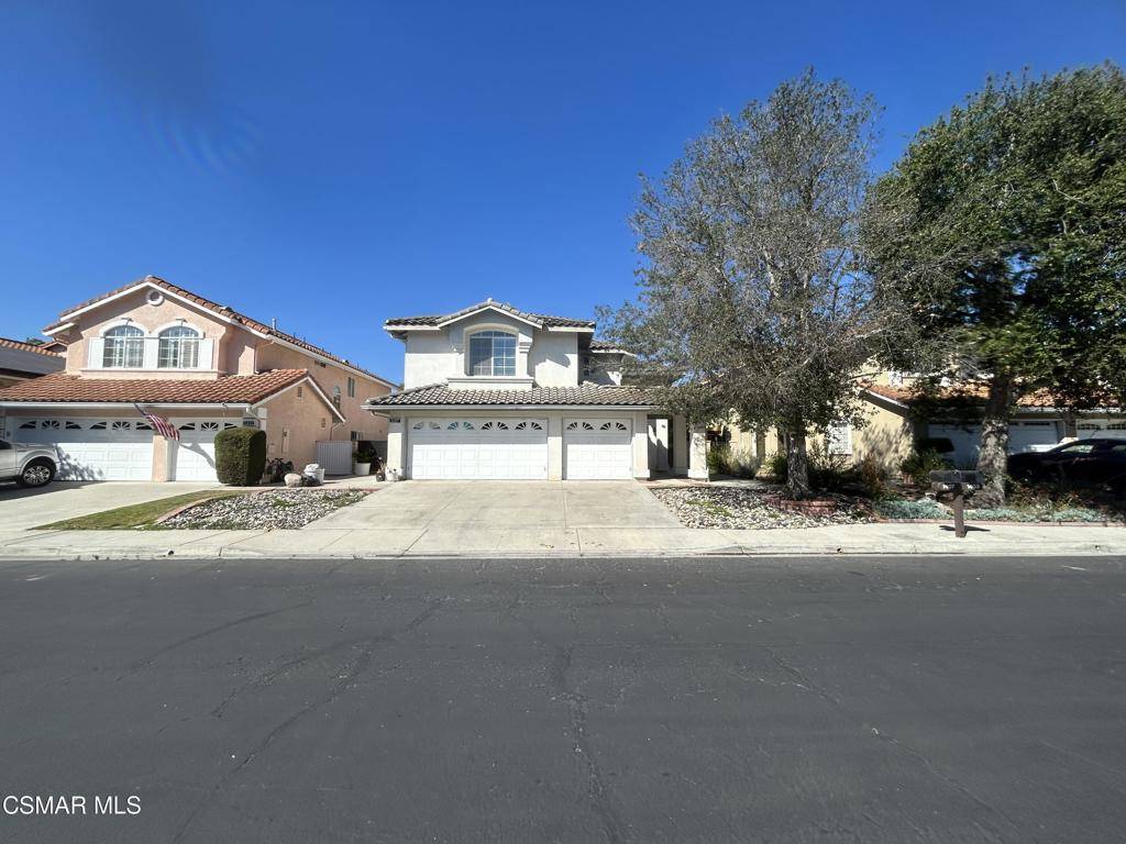 Newbury Park, CA 91320,1407 Oak Trail ST