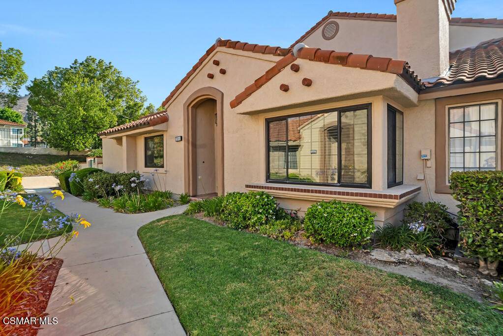 Simi Valley, CA 93065,384 Country Club DR #A