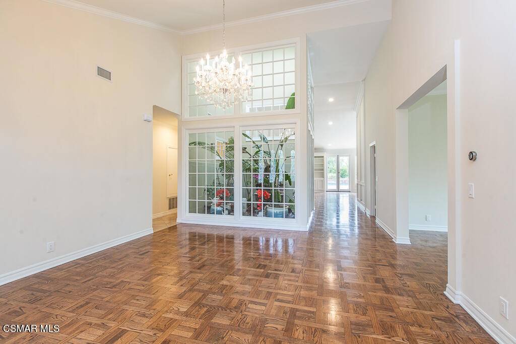 Agoura Hills, CA 91301,29366 Laro DR