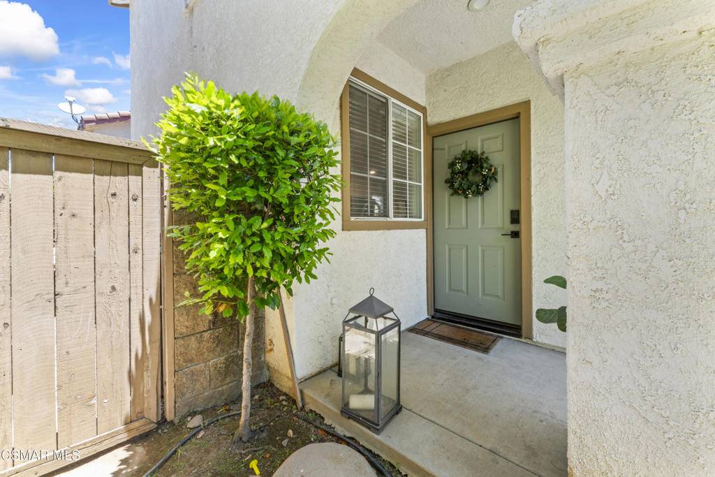 Simi Valley, CA 93065,598 Yarrow DR