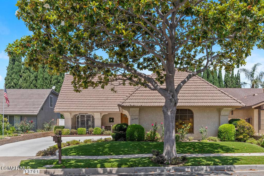 Irvine, CA 92620,13701 Typee WAY