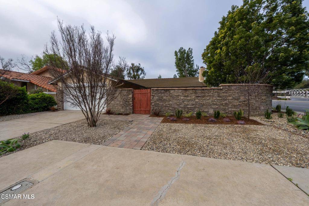 Westlake Village, CA 91362,30896 Janlor DR