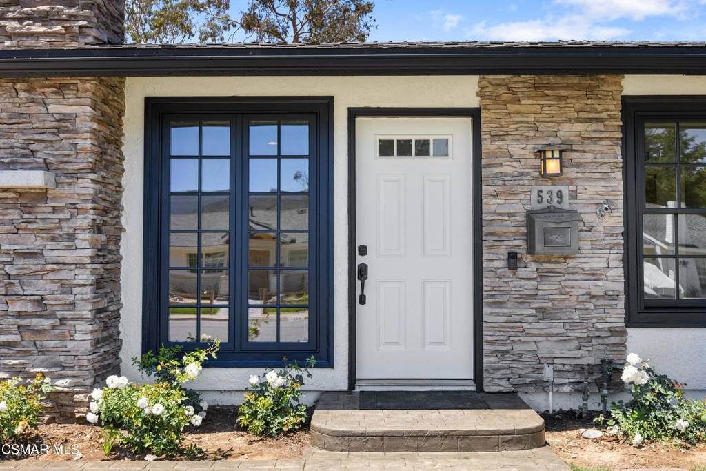 Newbury Park, CA 91320,539 American Oaks AVE