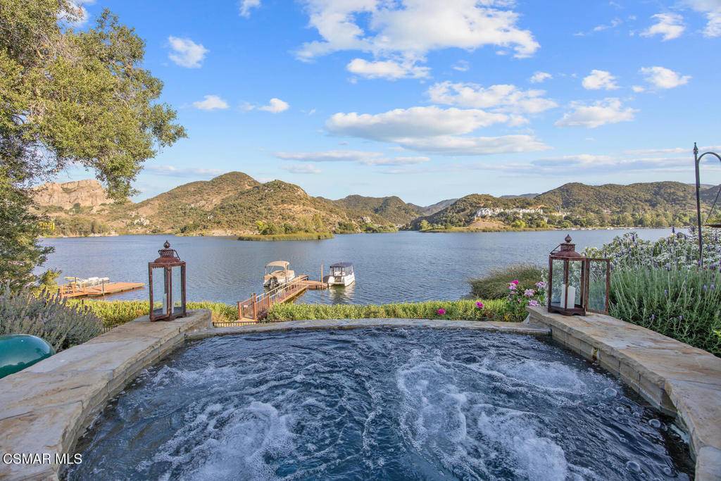 Lake Sherwood, CA 91361,498 Lake Sherwood DR